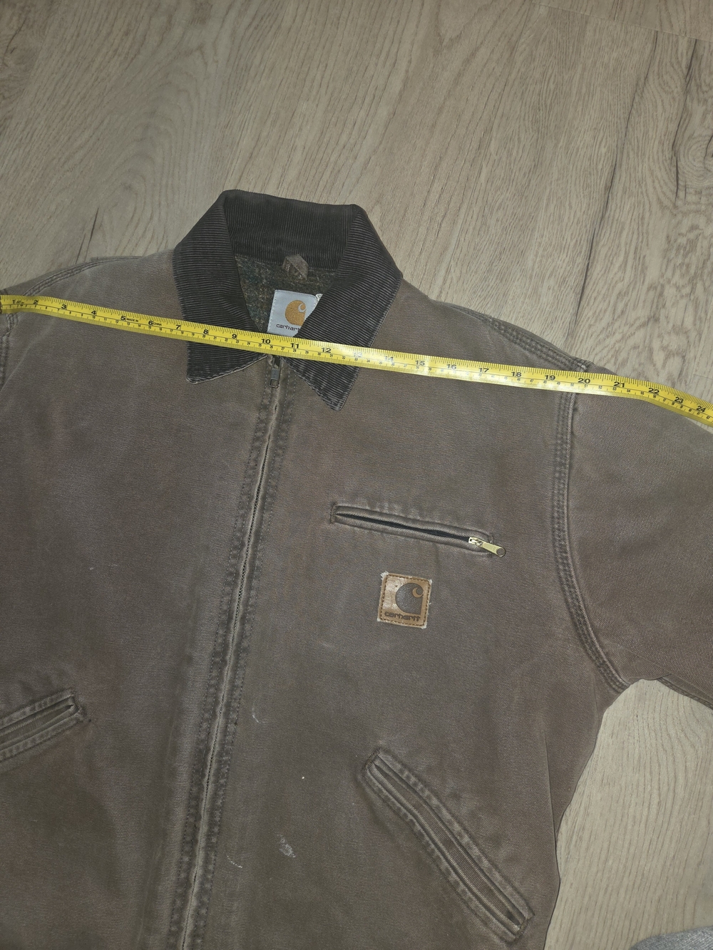 Carhartt Detroit Jacket - Picture 7 of 12